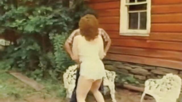Porno terbaik :  Lisa Luv dan teman barunya menikmati rangsangan seksual yang bokep kakek sugiono tanpa sensor sensual Film dewasa 